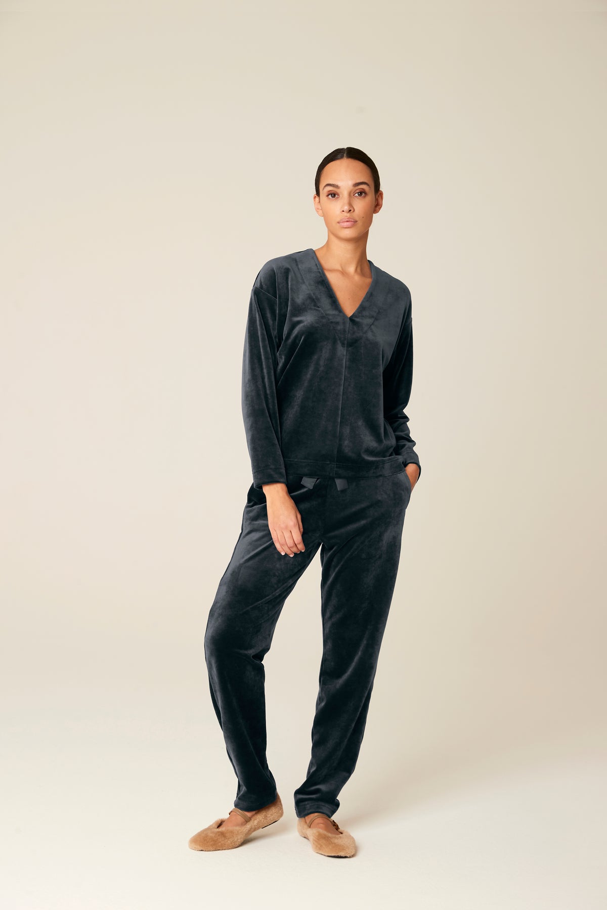 Naemi - Tenue d'intérieur en velours - PLUTO