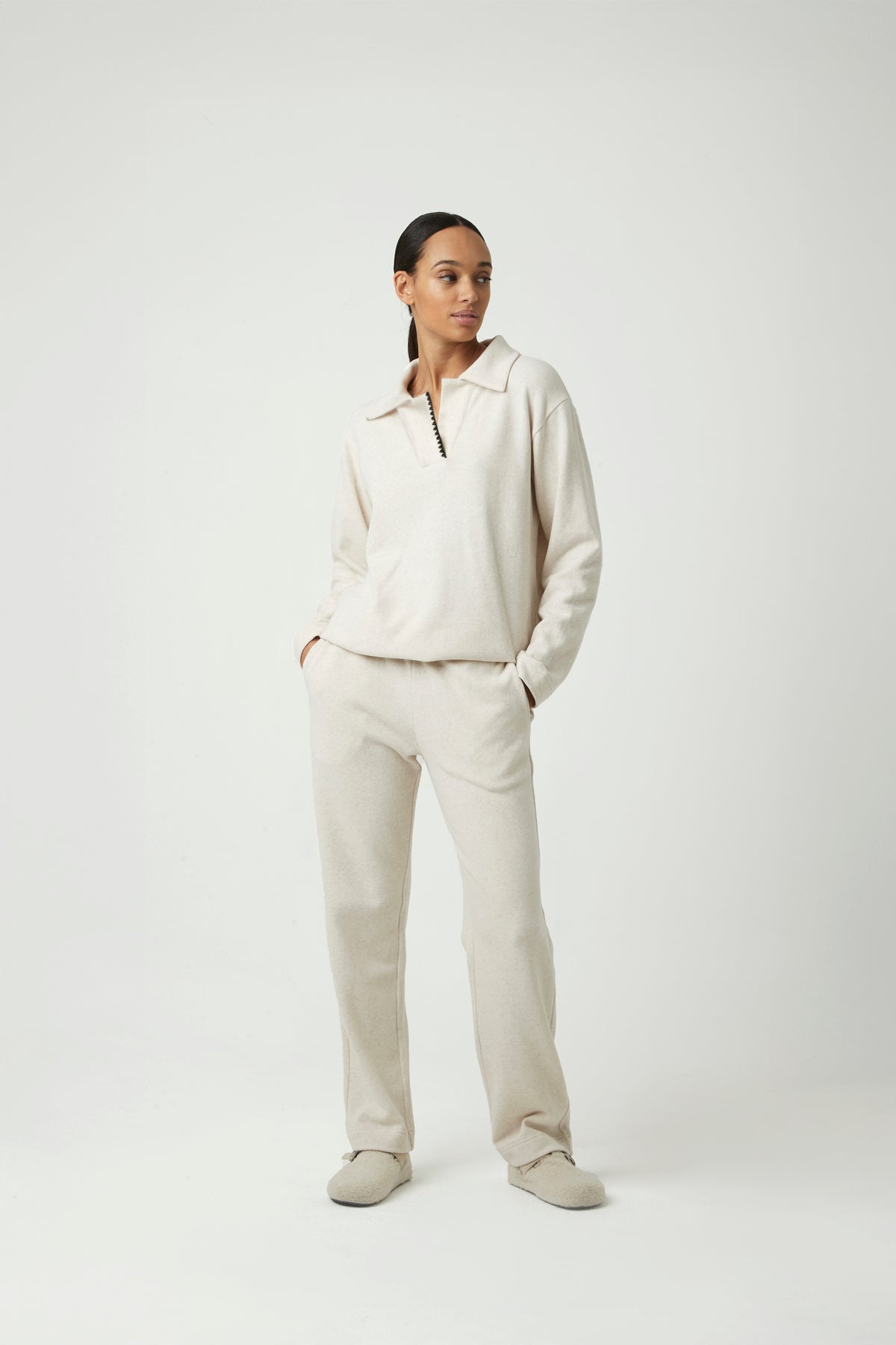 Queenie - Tenue d'interieur - PLUTO