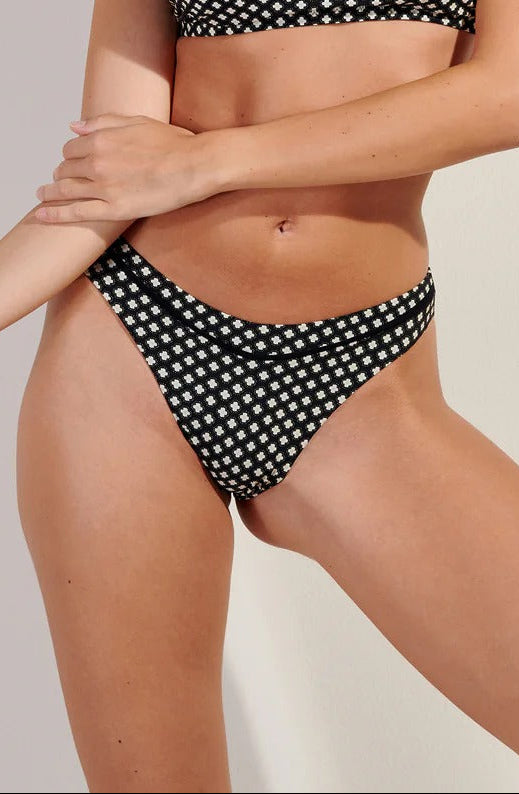 Sorine & Tylia - Maillot de bain 2 pièces triangle imprimé LIBERTY et bas culotte échancré - Pain de Sucre